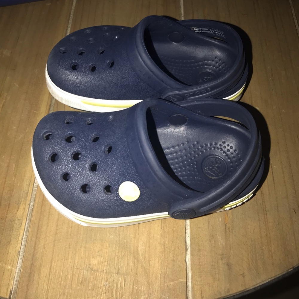 Navy Crocs - Picture 4 of 5
